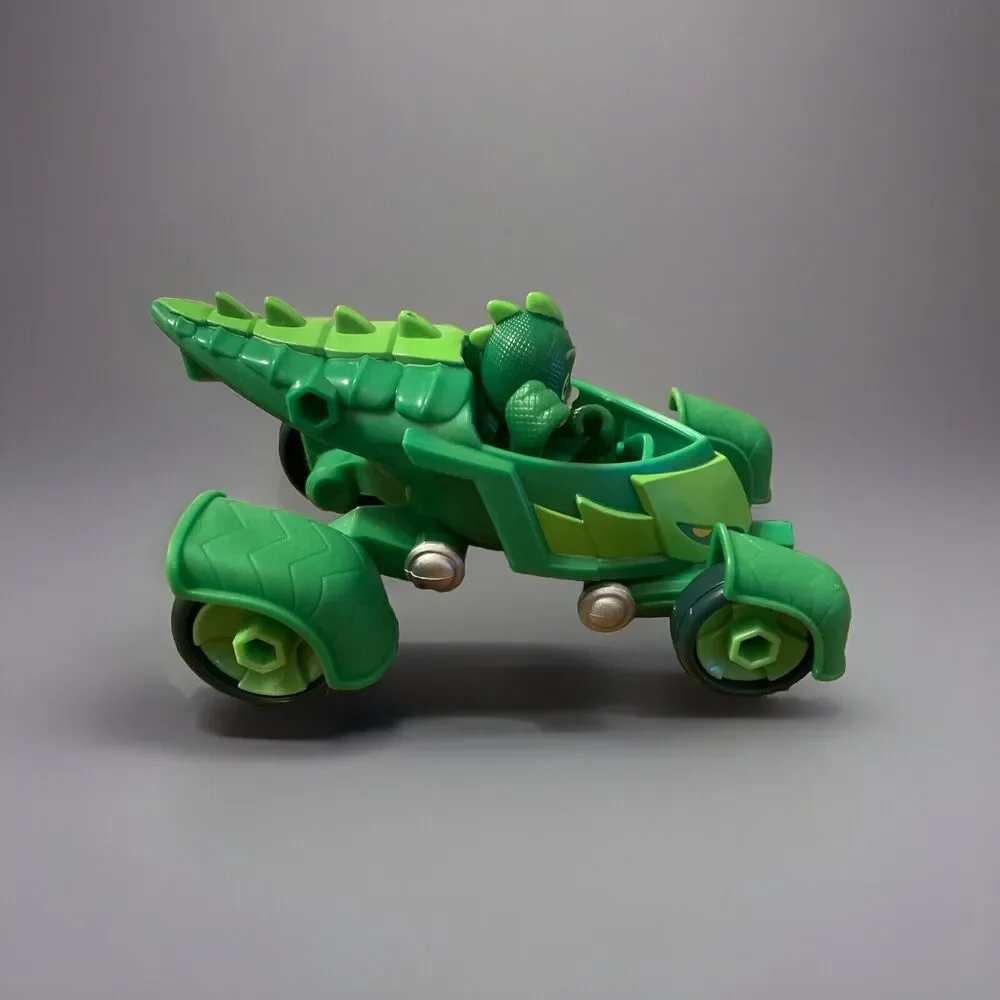 PJ Masks Gekko Action Figure And Gekko Mobile Toy Set